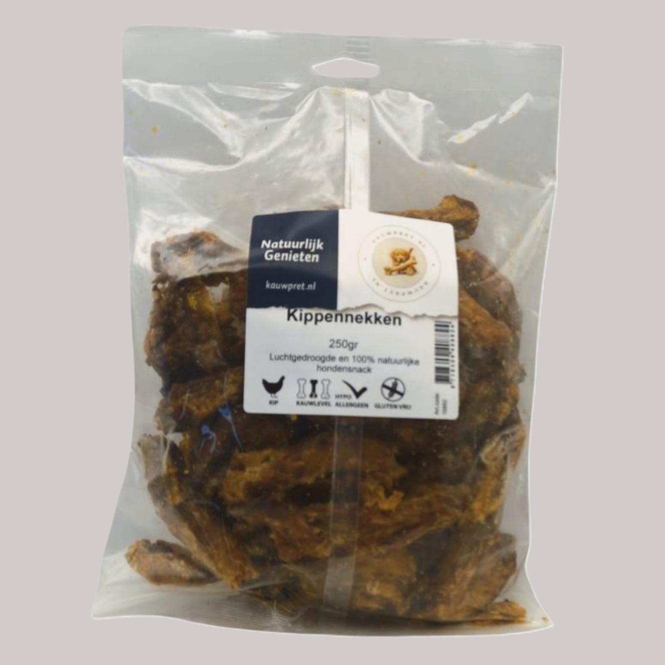 Kippennekken zijn een 100% natuurlijke, voedzame en smakelijke traktatie voor zowel honden als katten. Ze zitten boordevol eiwitten en calcium, wat bijdraagt aan sterke botten en een gezond gebit.