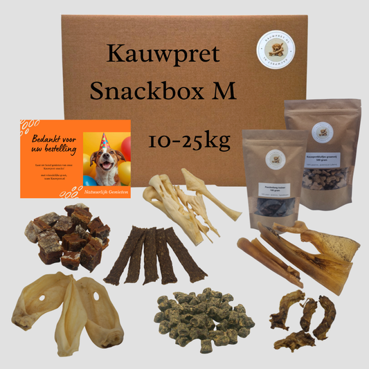 Deze snackbox bevat gevarieerde natuurlijke hondensnacks voor honden van 10 tot 25kg, van beloningssnacks tot medium harde kauwsnacks.